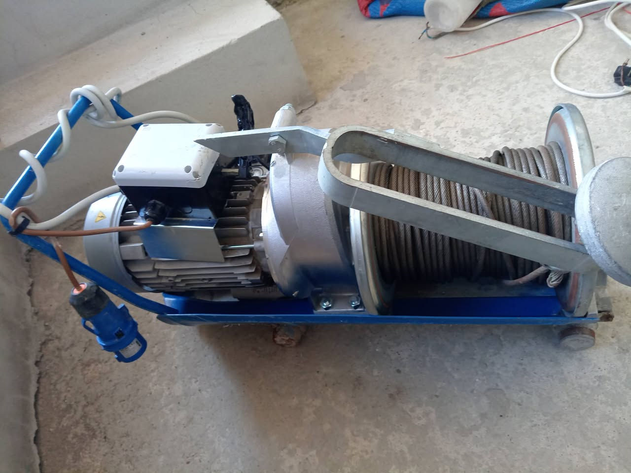 ونج للبيع
شرط ملف نحاس
ونج ايطالي الاصلي
ونج حمل 500 ك
السعر 1100 وبي مجال
واتساب على هذا الرقم ***********
الاستفسار على هذا الرقم ***********
