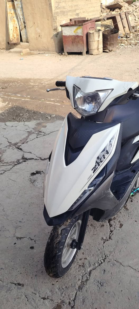 دراجه ماكس عدله تايونيه الصنع مديل 23بشهر ال12 سلف وهندر شغال محرك شرط ما مفتوحه العنوان بيجي السعر 675وبيها مجال التواصل واتساب ***********او مراوس بدراجه تايكر 23او سيفان نضيفه راسلني و تددلل🏍
