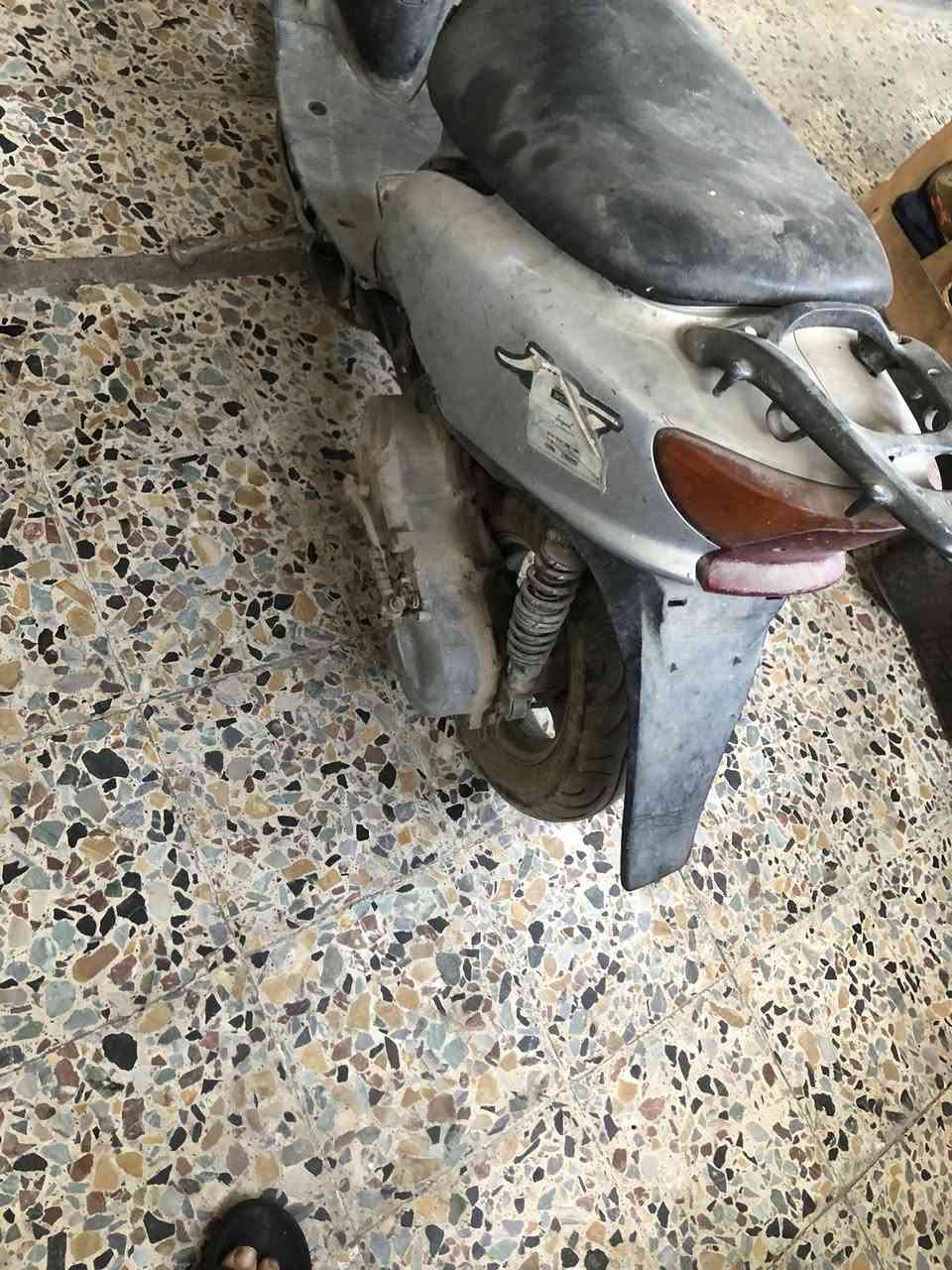 سلام عليكم دراجة عصفورة البيع كوم حديد ١٠٠ مكاني بغداد الدورة اسيا *********** كوم حديد
