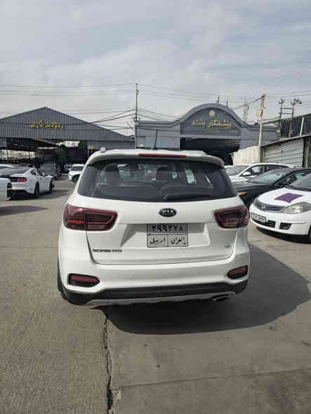 السلام عليكم سورنتو ٢٠ خليجي فول عدا الفتحة سيارة كولش حلوة ونظيفة لاضربة ولا صبغ ولا تعديل ..اربيل *********** سعر ٢٥٩ بي مجال قليل
