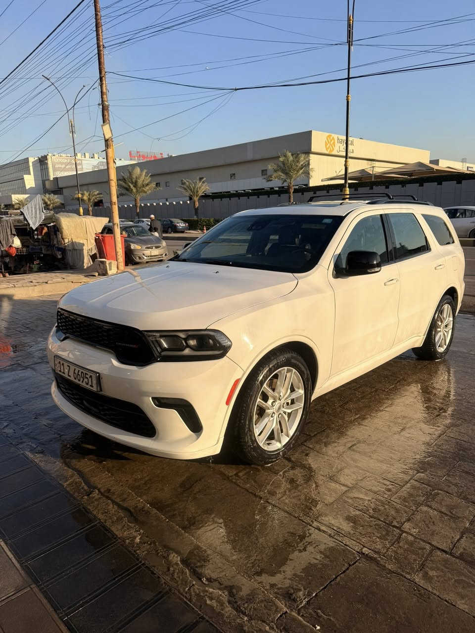 السلام عليكم
دورنكو 2024 GT بلص فول الفول

مواصفاتهة رادار 
تدفئة تبريد الكشنات الامامية
الكشنات الخلفية تدفئة
ستيرن تدفئة
كشنات جلد ومختم شعار دوج احمر
شاشة كبيرة
فتحة 
7 راكب
تو ويل
الاشارة لد 
تبريد 3 قطع
اضائة محيطية
نضام صوت الباين
ويل 20 بلادي
حجم التانكي 95 لتر
رقم بغداد ب اسمي
وبعد مواصفات ال Gt بلص معروفة 

ماشية السيارة 40 الف 

فقط جاملغ مبدل و مصبوغ ، راديتر و حدادية بلادية بدون كل تغير او لعب بيهة ايرباك طاك وراجع سستم

السعر 41 ترهم بيع او مراوس وبيهة مجال 

للتواصل ***********
