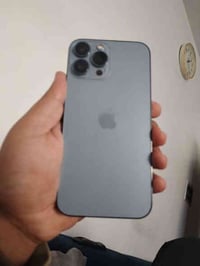 ايفون 13 برو ماكس ذاكرة 256 بطارية ٩٣ أمريكي النظافة عاليه جدا السعر 7...