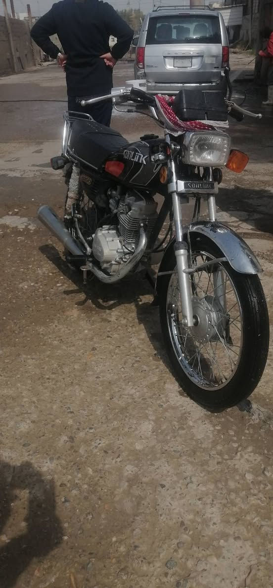 اسلام عليكم دراجه للبيع نامه السعر 575بيه مجال استفسار عل رقم ***********
