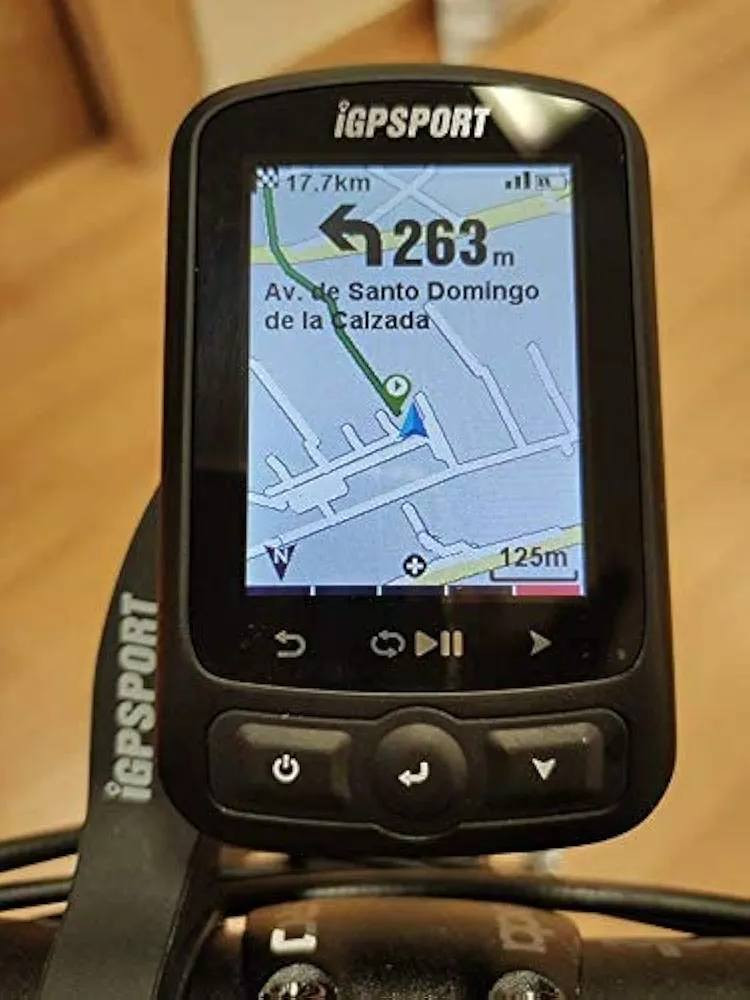 كمبيوتر بايسكل احترافي iGPSPORT iGS620 🚲🛰️
جهاز خارق لأهل البايسكلات، شاشة ملونة ونظام خرائط (GPS) كامل.
​المواصفات المختصرة:
​خرائط وملاحة: يدعم مسارات الطريق وتوجيه مباشر.
​شاشة ملونة: واضحة جداً بحجم 2.2 بوصة.
​بطارية عملاقة: تدوم لحد 22 ساعة عمل.
​ربط ذكي: يدعم Wi-Fi، بلوتوث، وANT+ لجميع الحساسات.
​تطبيقات: يربط وية موبايلك وتطبيق Strava مباشرة.
​مقاومة: ضد المي والطين (IPX7).
​يوجد توصيل


**إذا كنت صاحب هذا الإعلان وتريد حذفه لأي سبب، رجاءا أرسل رسالة إلى الدعم الفني**