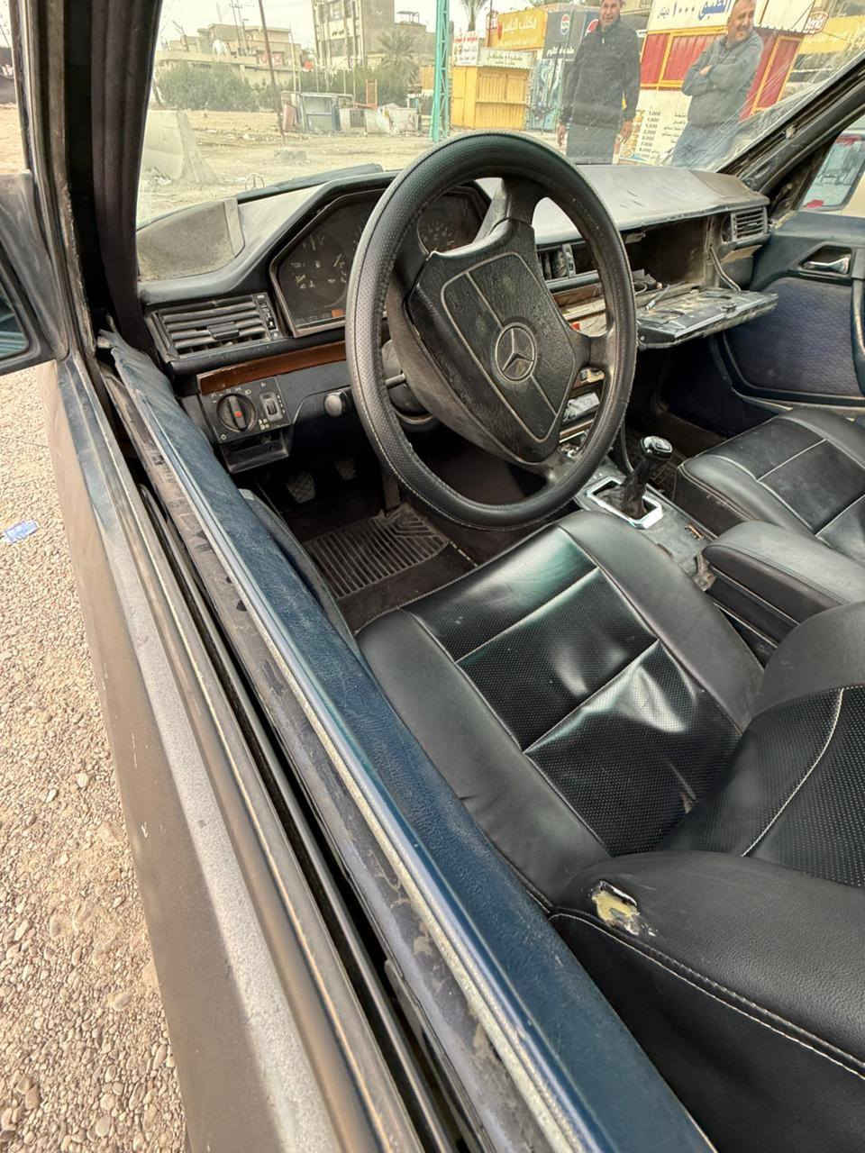 السلام عليكم مارسدس دب ستيشن 91 محرك مارسدس كاز كير عادي تحويل مباشر سنوية جديده تخم تاير جديد سياره جاهزة السعر 25 وبيها مجال بسيط بغداد الزعفرانيه ‏‪
‏‪0776 183 8248‬‏
