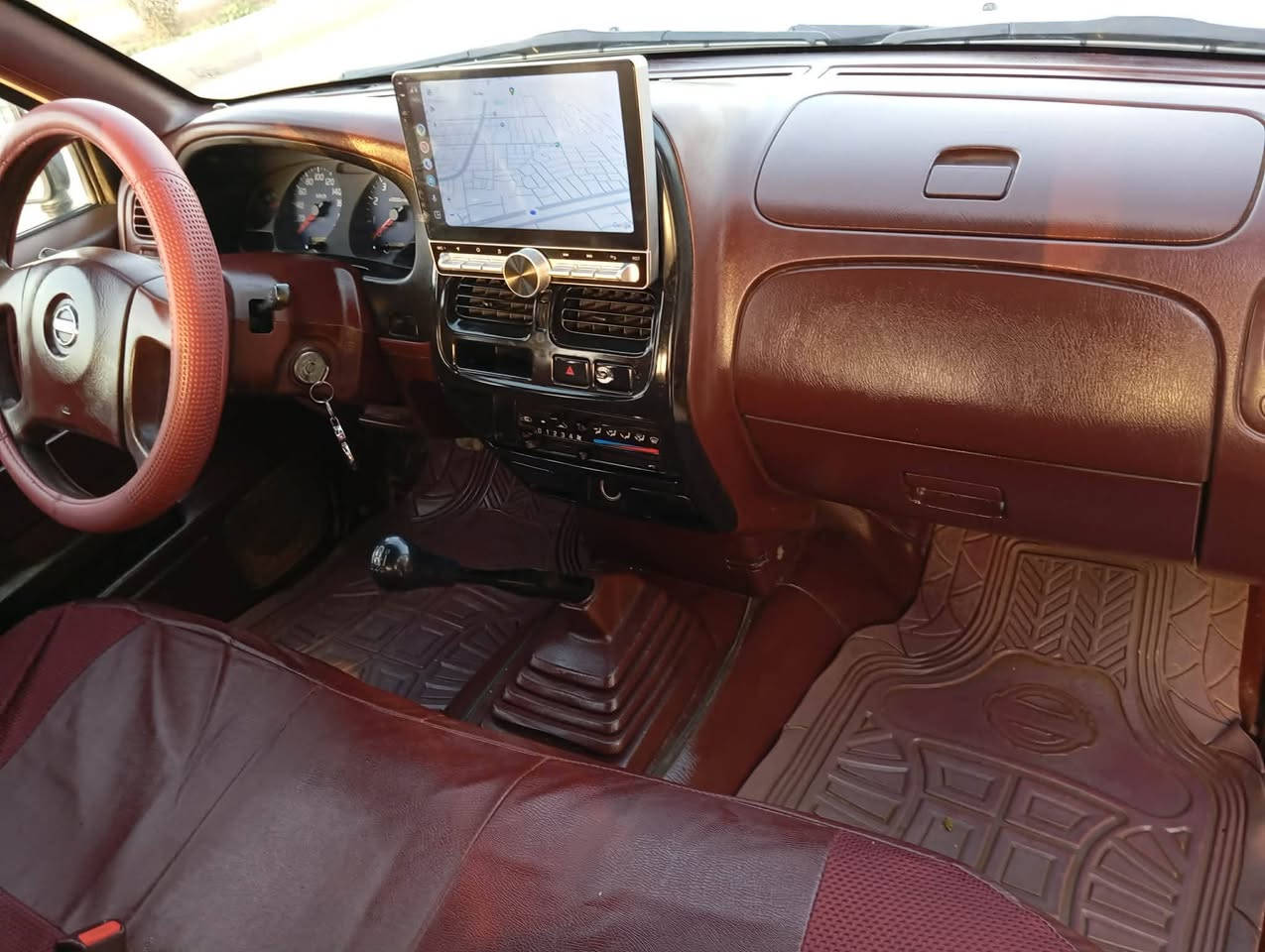 بسم الله الرحمن الرحيم
للبيع بيكم نيسان شبوط موديل 2010 ياباني محسن رقم ديالى مشروع وطني بسمنه جام كهربائي دبل رون كامل مواصفات كير محرك استندر مكفولات تبريد ثلج وتدفئة 
السياره مكفولة السياره بيه شاشه لامس اندوريدر حديثه تدعم جميع التطبيقات تدعم تطبيق ابل كار بلي والخرائط كامره خلفيه دواره  دوشمه جديده. ارضيه جلد تخم تاير نظيف 
السياره بل حقيقه أحله من الصور
السعر 138
مكان السياره ديالى بعقوبة 
للاتصال بالرقم ***********
