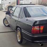 أوبل فيكترا • ١٩٩٥ • توماتيك فول اوبشن