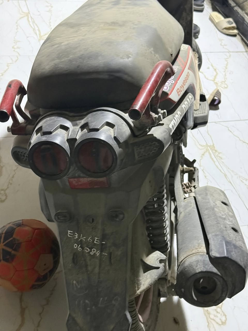 سلام عليكم سكنس جبلي متروكه البيع ما بيه نقص  كهربائيات  كله شغاله باقي التفاصيل خاص شغاله عنواني ناصريه مركز تضحيه*********** واتساب
