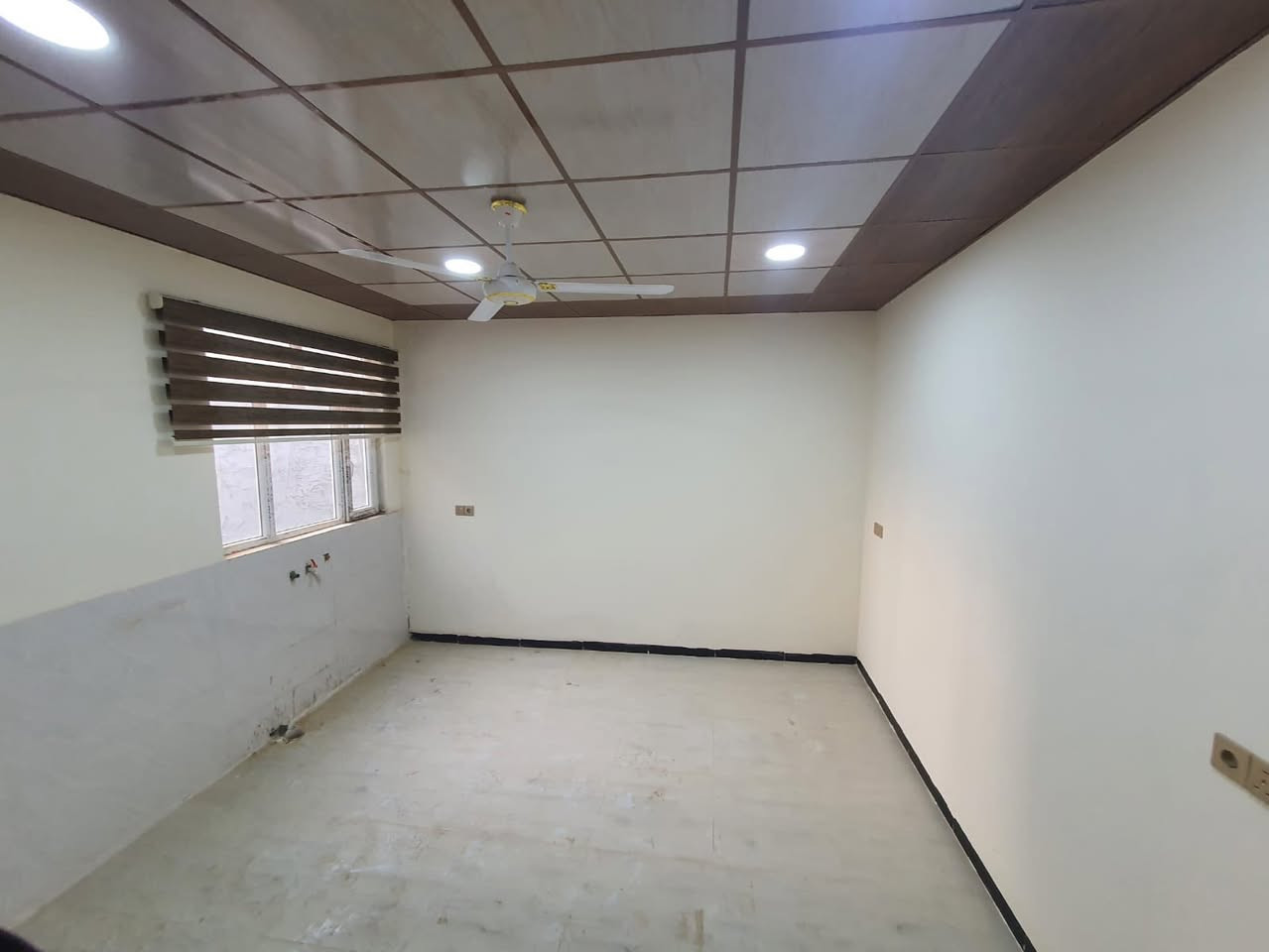 دار للبيع الديوم منطقه 16 الف مساحه 150 متر واجه 5 نزال 30 طابقين شارع 15
3 غرف نوم صحيات خارجيه 

الاستفسار ‭0772 305 3973‬#للجميع

السعر 67 مليون
