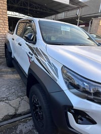 هايلوكس • ٢٠٢٤ • ٣٠٠٠كم