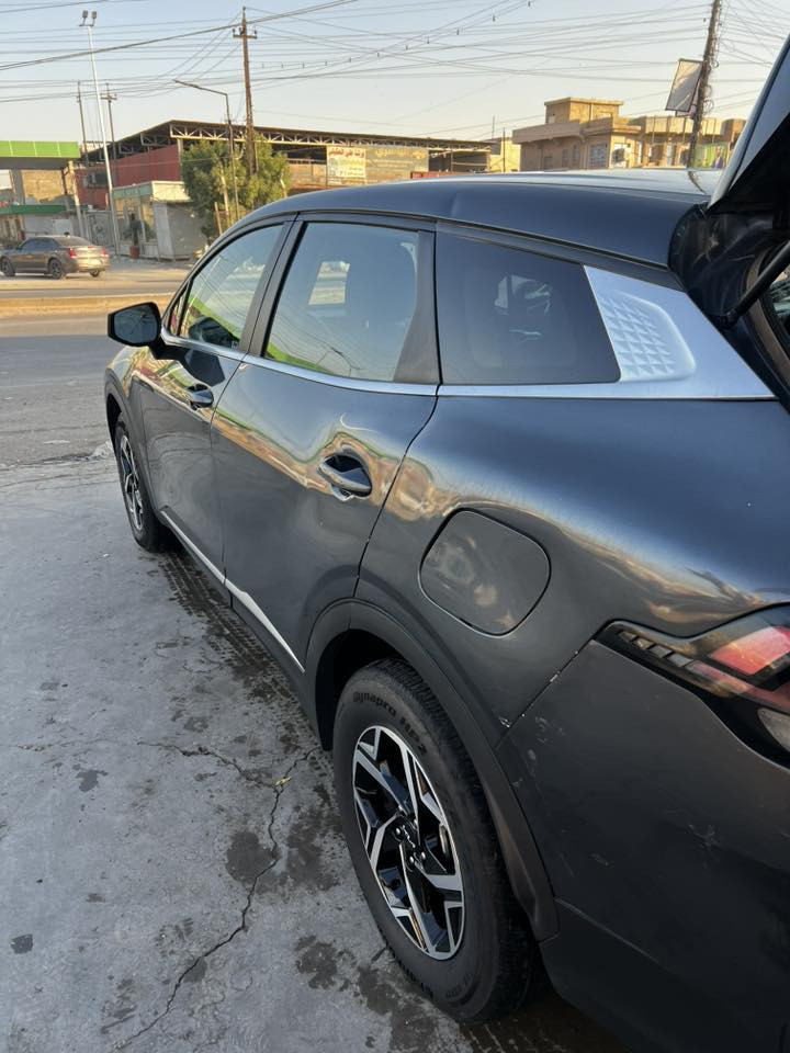 السلام عليكم سبورتج وارد امريكا موديل 23 مواصفات محرك 2500 شاشة كار بلي تحكم استيرن تو قف ذاتي  مانع انزلاق اوتو هولد فور ويل تبريد جديد محرك كير مكفول حادث بنيد وجاملغ  مكاني بغداد سعر 190 $ رقمي ***********
