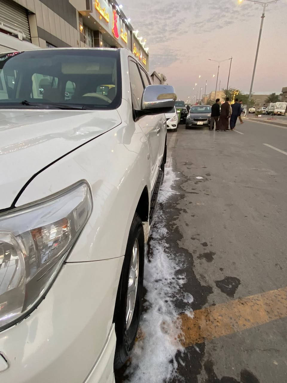 موديل ٢٠٠٩ جديد بس جاملغ أمام صبغ والبقي كفاله البيع ***********مكان البصره
