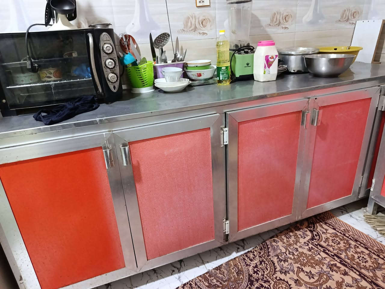 بيع مستعجل رقم الهاتف ***********
