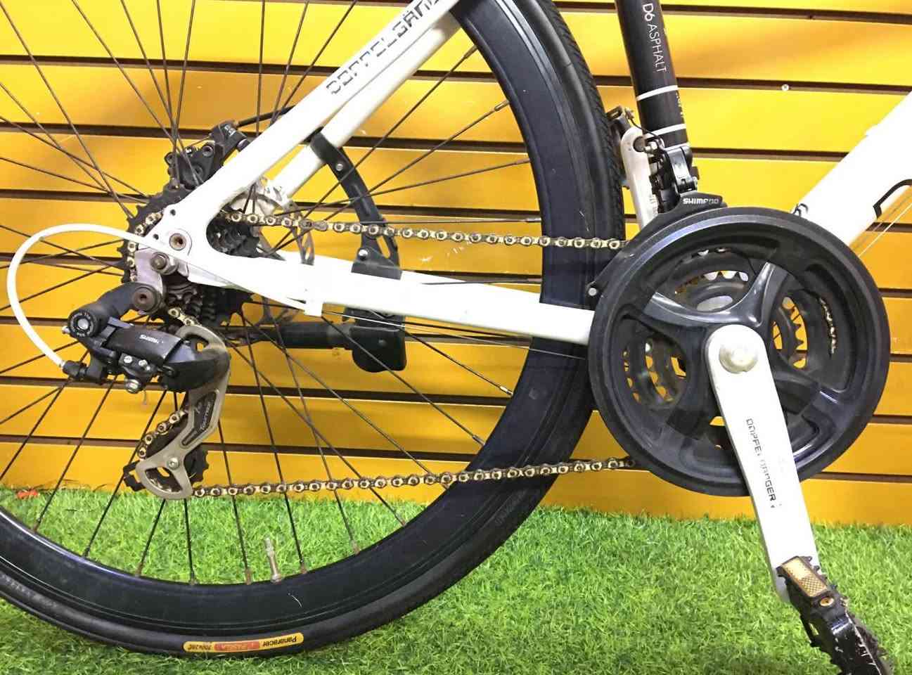 سلام عليكم 700c للبيع ماركة Doppelganger D6 Asphalt
لشة المنيوم 

سستم شيمانو بالكامل وشغال ٣×٧ عكرب

السعر مطلوب ١٧٥ الف و بي مجال

للاستفسار واتساب ***********
