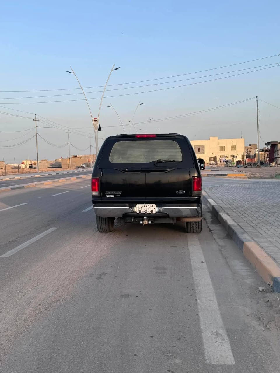من رخصة الادمن
سياره فورد اكسبيدشن موديل 2000 محدث 2008 للبيع 
السياره احترك عقل سكيورتي وطافيه حالياً ابيع على وضعها 
السياره محرك 8سلندر بانزين كير جديد توه شاده كهربائيات شغاله مكان السياره البصره ***********
السعر 45ورقه وبي مجال
