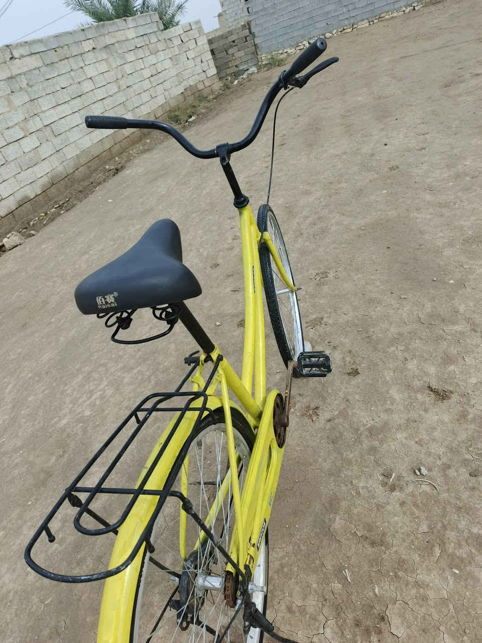 السلام عليكم باسكل للبيع او مراوس السعر خاص باسكل نضيف، نوع الشركة (سانتوس)
الاتصال 
***********
***********
