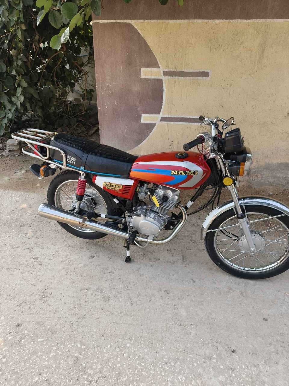 دراجه اربعه كير موديل 2025 صارلي شهرين من طلعته من الوكيل أوراق سكنر دراجه كامله مكمله أوراق بأسمي مابيها اي نقص السعر 775 وبيها مجال قليل  مكاني دوانيه السنيه رقمي(***********
