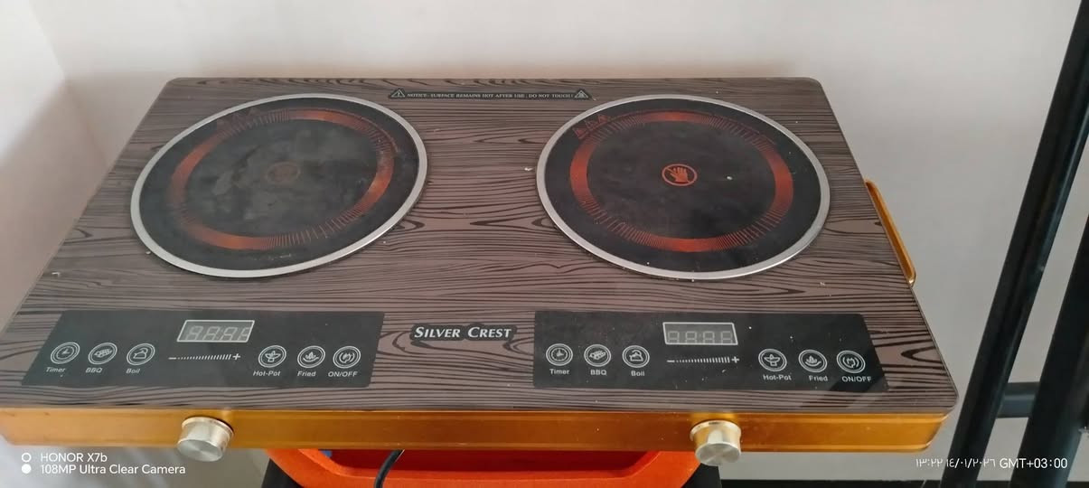 للبيع ثلاجه حجم 16 نوع شارك نظيفه استخدام قليل السعر150 وطباخ كهربائي شغال نوع سلفر كرست السعر 35 وكيزر مع الهيتر السعر 30 مكان القادسية الاتصال ***********
