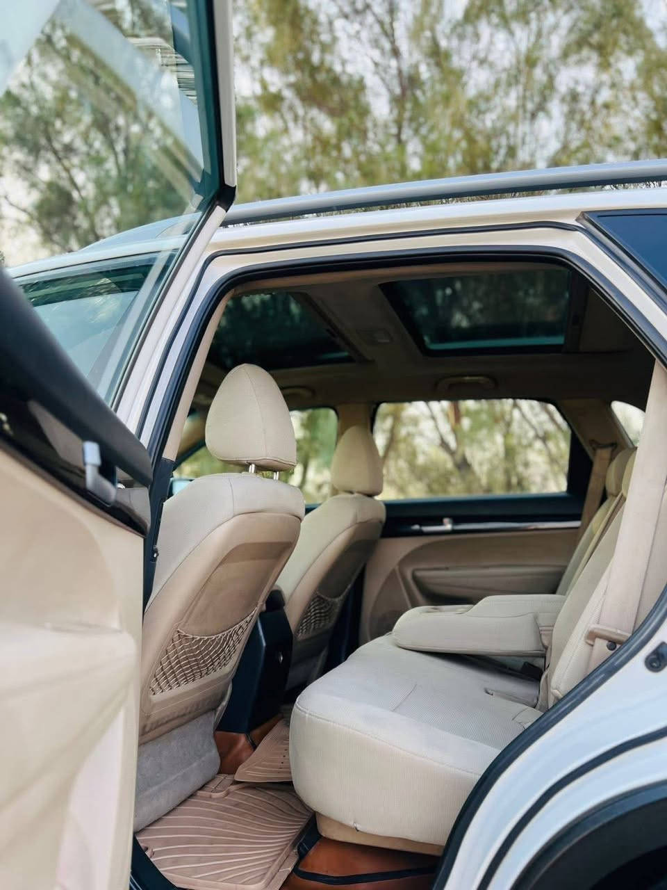 السلام عليكم
كيا سورنتو 2010مكفوله كفاله عامه كامله المواصفات  المكان الكوت مركز المدينه رقم بغداد انكليزي المحرك 6سلندر السعر 153
***********
