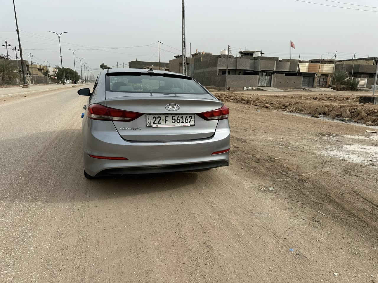 السلام عليكم
النترا2017رقم اربيل 
وارد امريكي 3قطع صبغ ورافق صور  الضرر في المنشور 
المواصفات
بصمة
شاشة+كامره+رادار
تحكم جهتين
كشنات تدفئة
وباقي مواصفات المعروفه
مكينة2000 
كيرatالمرغوب
مكانها بابل الاسكندرية
السعر115وبيها مجال اذا السعر ميناسبك صلي على محمد وال بيته 🤍
***********
السياره بيها نقوصات بسيطه مثلاً 
حمام وبوليش
وترتيب قليل للصدر
