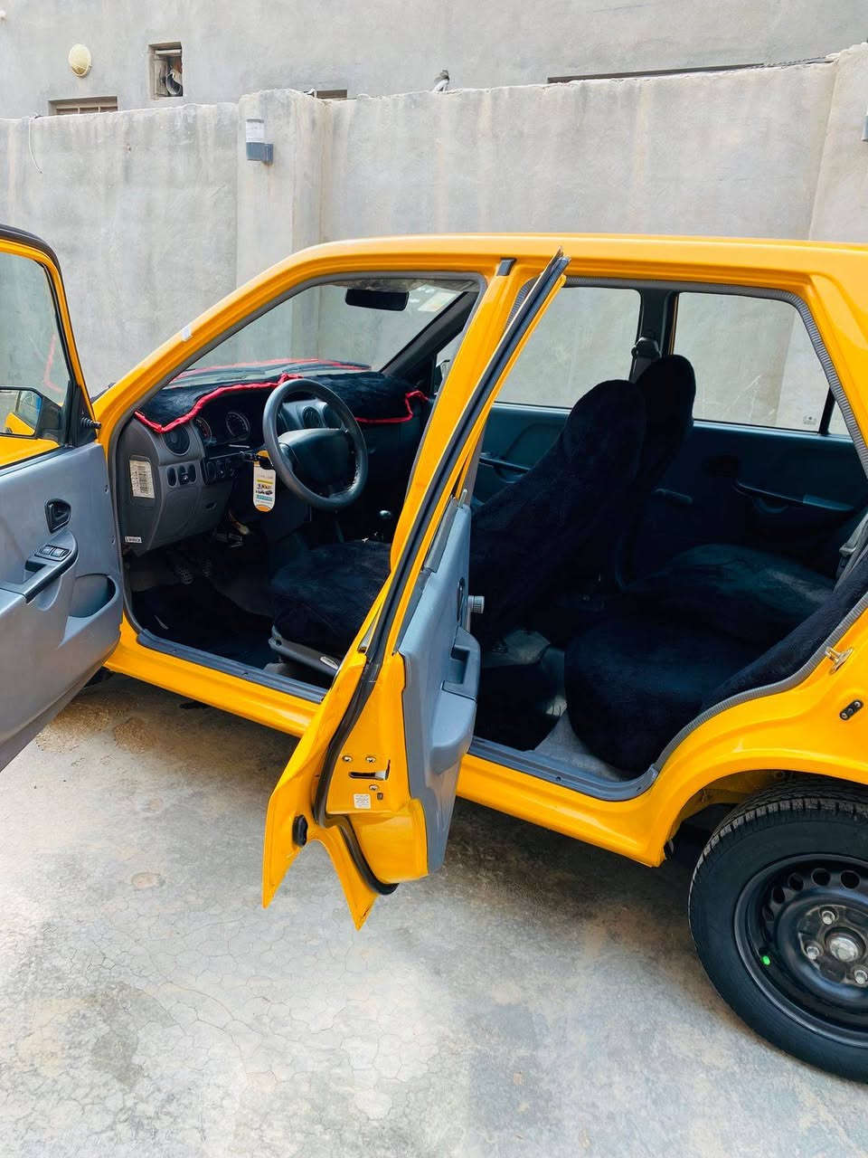 السلام عليكم
سايبا للبيع موديل 24 السيارة وكدامك عالصور واحكم رقم انكليزي وتحويل ثاني يوم تاخذ صافي مني الهيئة والغرامات السعر 70 وبيها مجال للشراي مكاني كربلاء ***********
