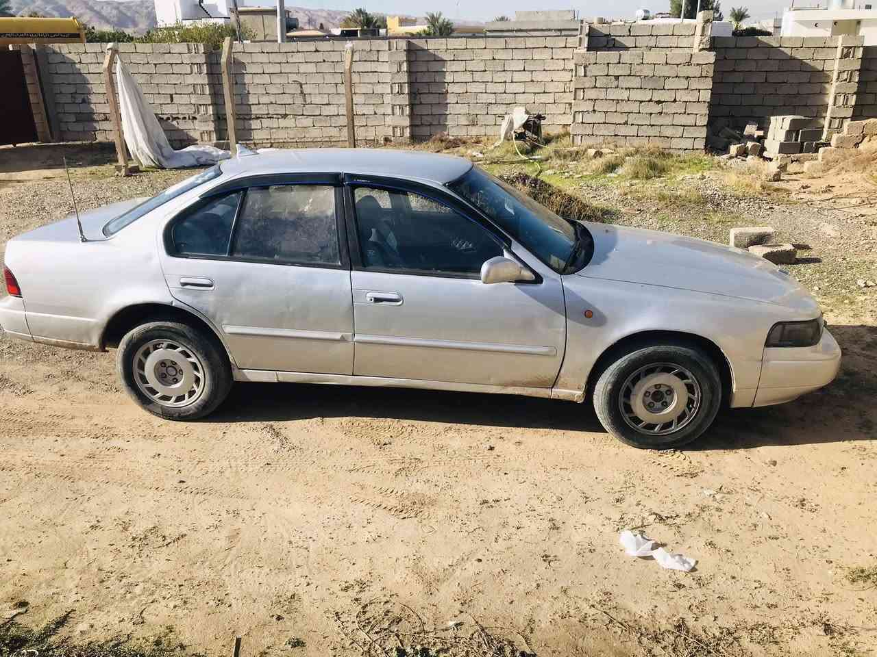 السلام عليكم سياره نيسان مكسيما موديل 91 كير محرك كورله اوتماتيك رقم صلاح الدين الماني سنويه نافذه تحويل موجود السعر 30 وبي مجال 
للأستفسار اتصال *********** يرهم مراوس مكان السياره اصبيح الحوري
