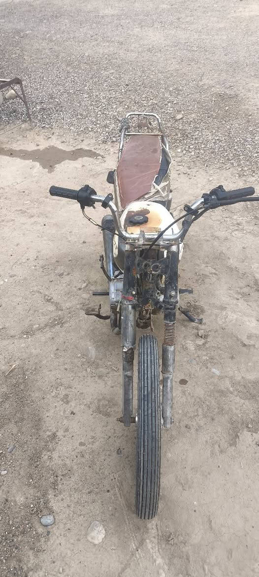 البيع موديل 18
مكاني بيجي البوجواري السعر 150وبي مجال


**إذا كنت صاحب هذا الإعلان وتريد حذفه لأي سبب، رجاءا أرسل رسالة إلى الدعم الفني**