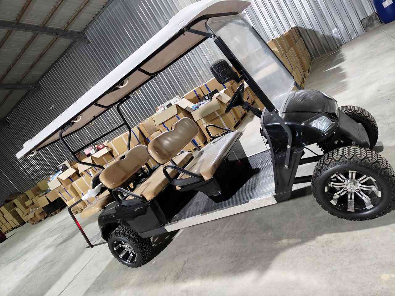 السلام عليكم 
سياره شحن استيراد اوربي جديده غير مستخدم 
تسع 6 اشخاص الي تفيده يتصل وبلخدمه ***********
