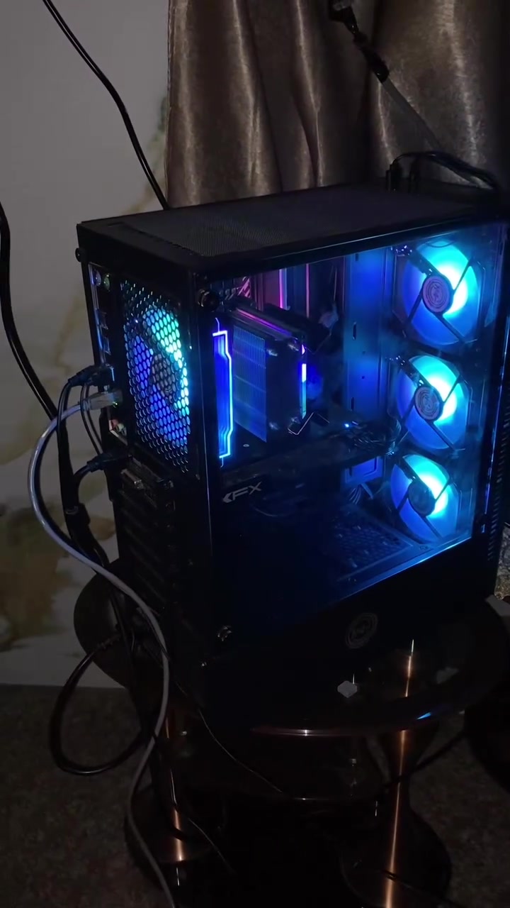 السلام عليكم من رخصه الادمن pcللبيع كدامك نضافتها 95/100
كلش حلوه بعدها بكارتونتها كلشي بل كارتونه يعني ماكو شي قديم كلشي مشتري جديد بل ألعاب تخبل استختامها كلش قليل ولسبب متوازي علا بيعتها
او افحصها وين متريد شخط مابيها
الملحقات :شاشه 144hz حجم 28
الملحقات: موس+كيبورد+بل كارتونه ممستعملات
الملحقات: سماعه محيطيه بل كارتونه+ سماعات ديجي هم كلشي بل كارتونه
الملحقات: وياها ديكور حايط كلش حلوه السعر: 650وبيها مجال بسيط
العنوان:بغداد السيديه ماعدي توصيل.
ومعه كل التوفيق ما تشتري لا تكسر.


**إذا كنت صاحب هذا الإعلان وتريد حذفه لأي سبب، رجاءا أرسل رسالة إلى الدعم الفني**