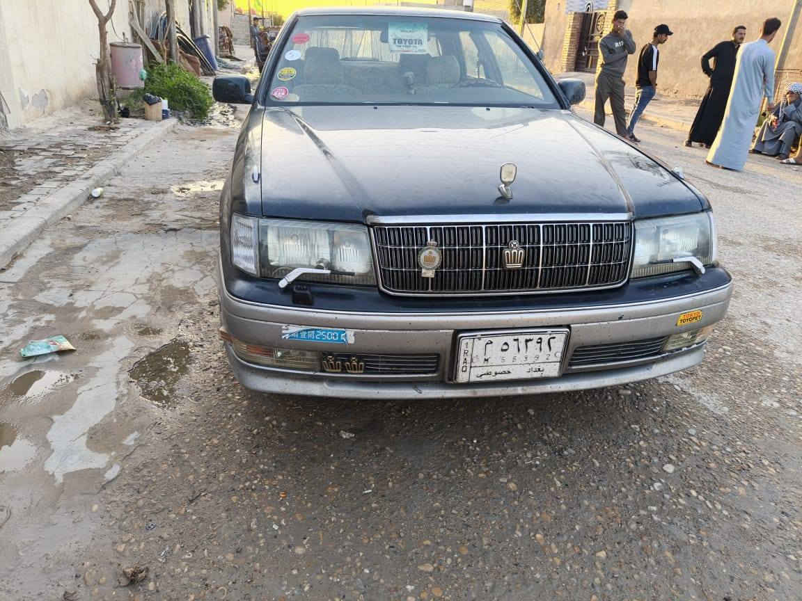 راس الثور مكينه وكير كفاله
تخم تاير 
حداد 
غرفه 
كهربائيات 
كله شغاله 
بيه قماره 
جاهزه 
تبريد 
السعر ٨٠ 
مكانه العماره كميت 
***********
***********
