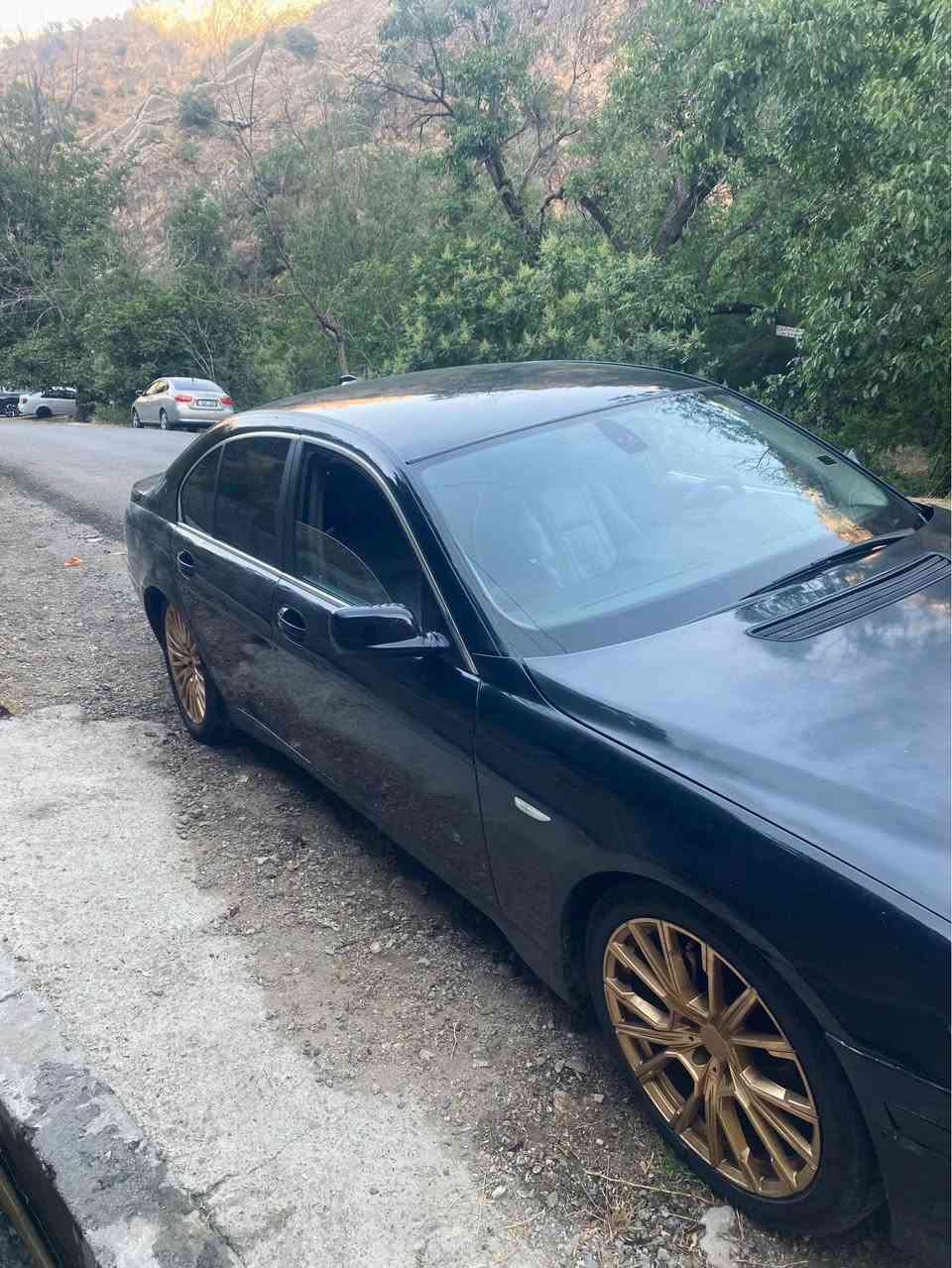 Bmw 2004

بیئیم وات وات مەکینە بیلاد 30 شەش پستن گێر مەکینە بەشەرت سەقفو حیزام بێ لێدران توندو بەند مەنەفێست ئەسڵی تەبرید ساردو گەرم گوشین جلد کارەبای خەزن سیدی بۆکس  هتد بەس سلایت نیە 

*********** سوران, أربيل
