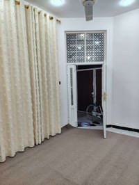 حي السهيليه • ١٠٠م • طابق ونص