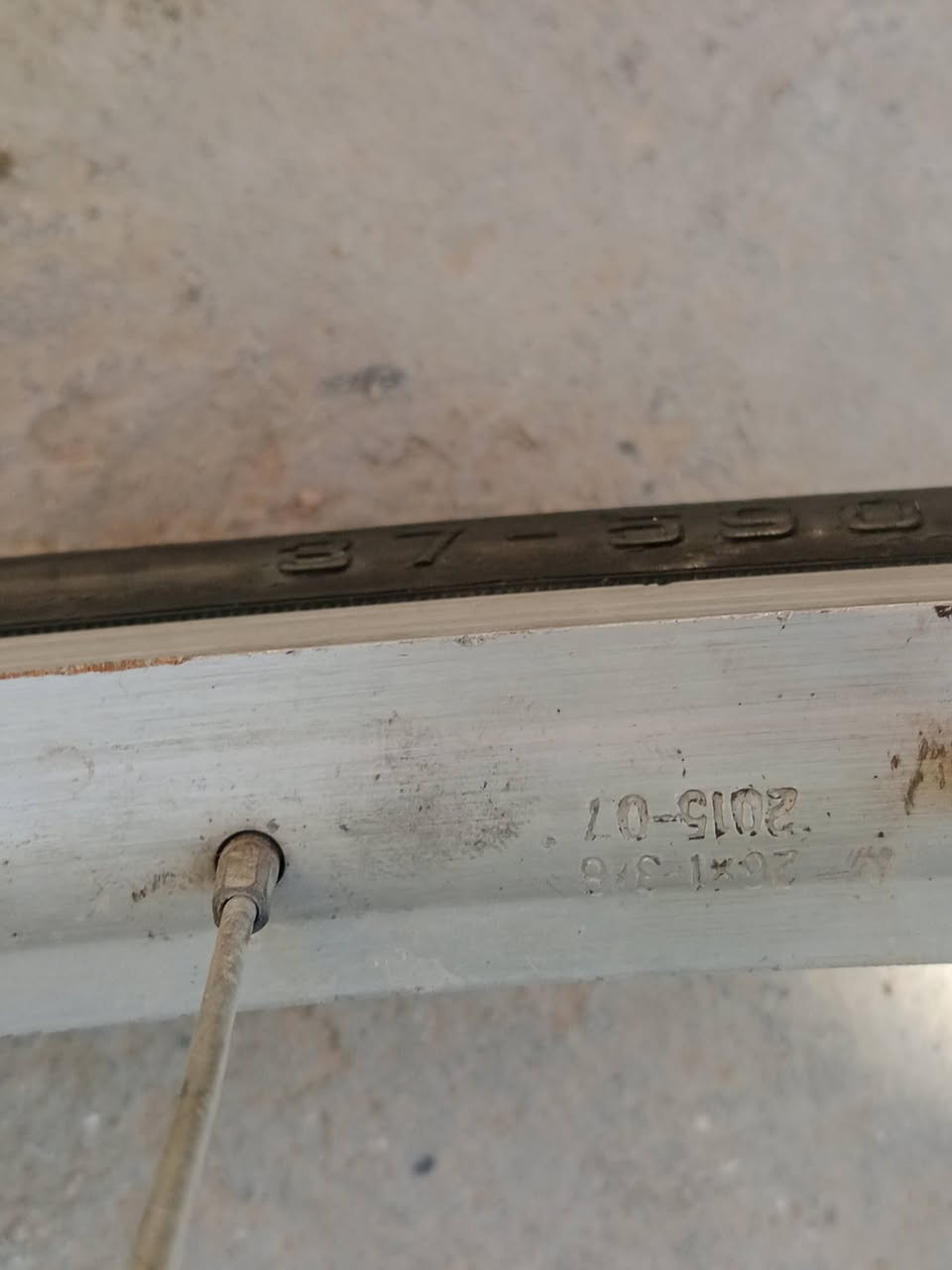 السلام عليكم بايسكل للبيع كامل السعر 25 الوياله مختمه الموديل 15 العنوان بل الداخل يم علاوي ابو البن


**إذا كنت صاحب هذا الإعلان وتريد حذفه لأي سبب، رجاءا أرسل رسالة إلى الدعم الفني**