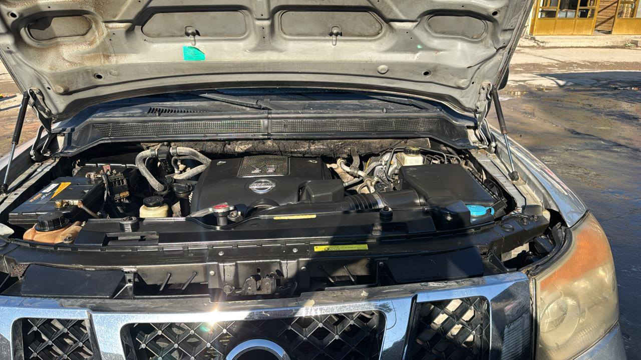 نيسان ارمادا موديل 2009 
محرك 5600 8V 
تبريد ثلاث قطع سقف 
وقطعة في الوجه 
فول مواصفات 
فتحة سقف 
بصمة ابواب ريمونت 
كشنات جلد كهرباء 
الجنطة كهرباء 
تشغيل عن بعد
تخم تاير جديد 
راديتر جديده 
مروحة جديده 
رقم بغداد انگليزي بأسمي سنوية 
بيها قطع صبغ بيع احزام 
رقم هاتف واتساب ( ***********) 
بيع او مراوس  السعر ( 108) بيها مجال
