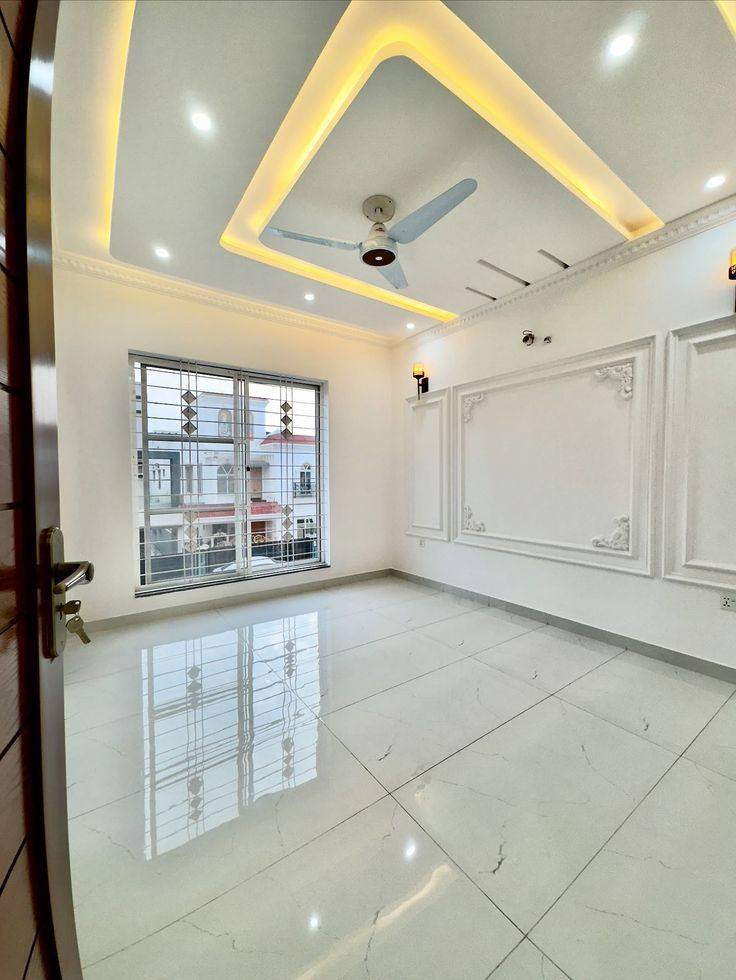 🎨✨ مستعدون لتنفيذ جميع أعمالكم باحترافية ✨🎨
🔹 كافة أنواع الأصباغ (داخلي وخارجي)
🔹 أعمال الجبس بورد بأحدث التصاميم
🔹 الفلين الخارجي والداخلي (ديكورات عصرية وعزل ممتاز)
💯 جودة عالية – أسعار مناسبة – تنفيذ دقيق
📞 للتواصل عبر الهاتف أو الواتساب:
***********
📍 العنوان: السماوة
🌟 نخدمكم بكل حب ونسعى لرضاكم دائماً السماوا, المثنى
