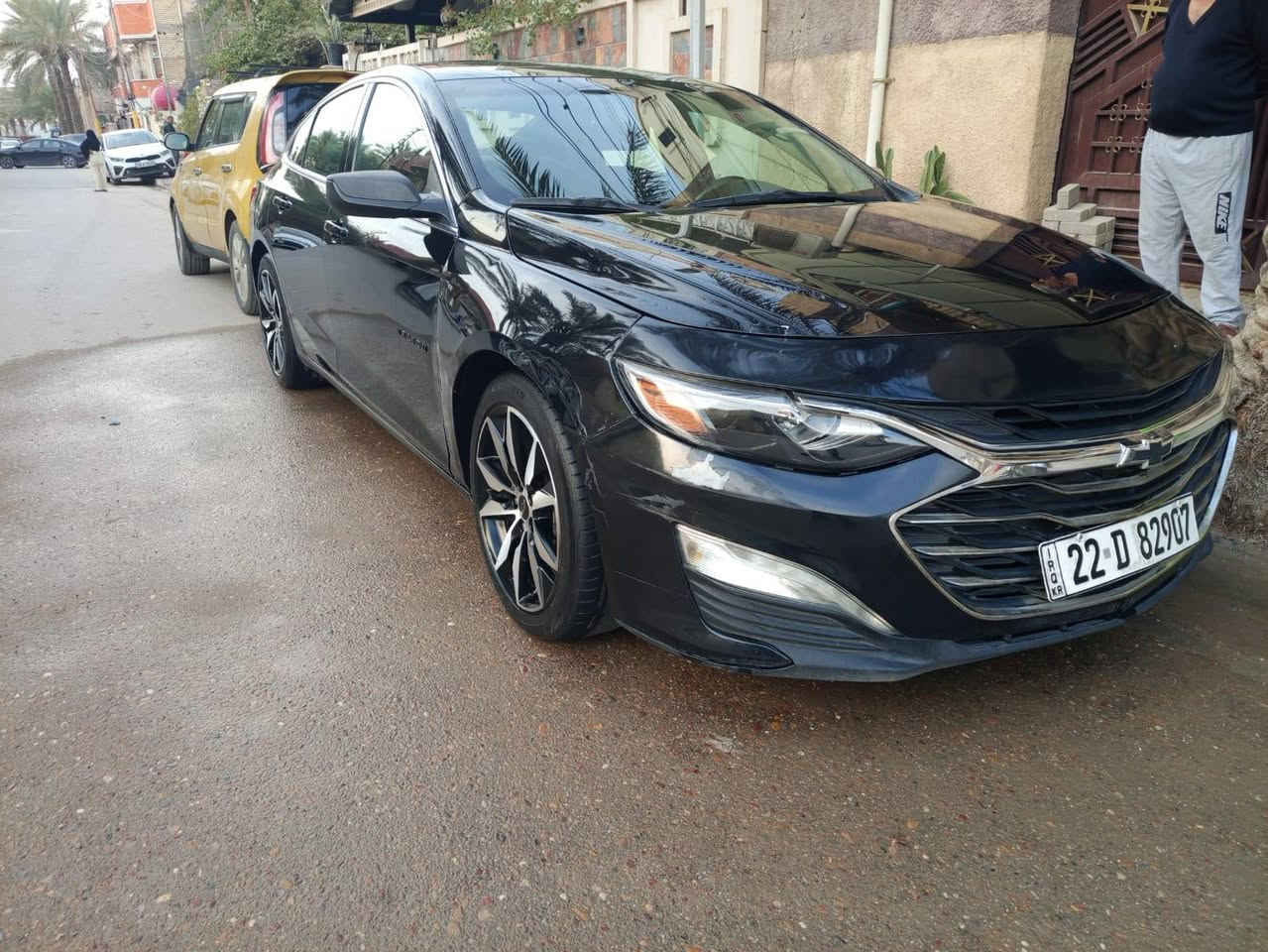 ماليبو مواصفات RS 
موديل 2021 مرقم اربيل وارد امريكي
ضررها جاملغ السايق وحافة البنيد مصلحه جاملوغ عكس السايق ممصلح واضحه بالصوره يتعدل على البارد 
الباقي كفاله عامه عالفحص  ماشيه82 كيلو
هزه وفحص وترقيم جديد  رقم اربيل الدولي الجديد تحويل بأسم المشتري
تشغيل عن بعد
قيادة آليه 
بصمة ابواب وتشغيل 
كامره دواره خلفيه 
كرسي كهرباء
ستركشن
وباقي المواصفات معروفه للماليبو
السعر130 وبيه مجال
للاستفسار
*********** واتس اب بغداد, العراق
