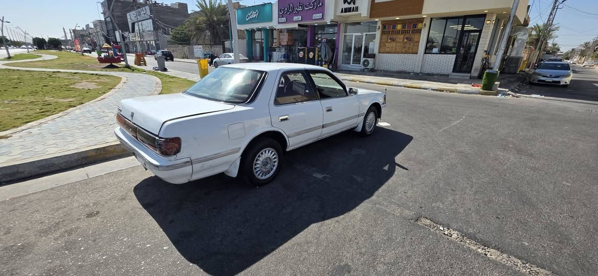 كروسيده موديل 1991 رقم انبار تحويل ثاني يوم سياره جاهزه من كل شي صدر جديد تخم تاير كير كفاله محرك بيه رنكات بس ولباقي جاهز سياره بدون دواخل ع ابلاد محرك ونجي المرغوب السعر 30 وبيه مجال العنوان فلوجه شارع العام ***********
