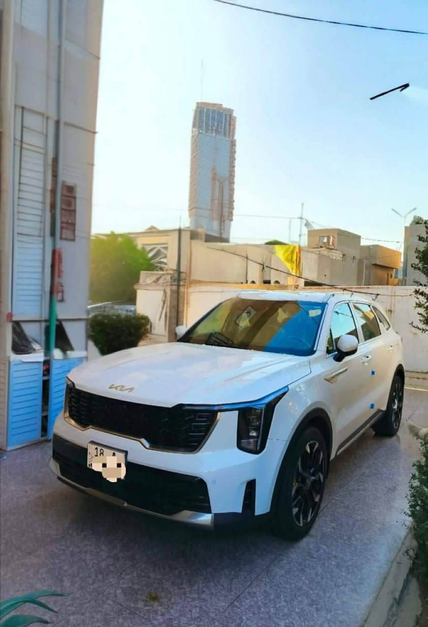 سلام عليكم سورنتو 25 مكفوله كفاله عامه رقم  بابل الدولي   ماشيه5الف  محرك 6 سلندر المواصفات  دبل كامره تاتو شو ويل 20 كراسي كهربائيّ جنطه كهربائيّ بصمه اريل افكيشن بردات خلفيه هند ابريك بصمه بعد بيه مواصفات سعر 330بيه مجال تلفون ***********
