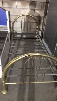 غراض للبيع مستعمل نضيف ٠٧٨١٣٥٤٤٥٩٢