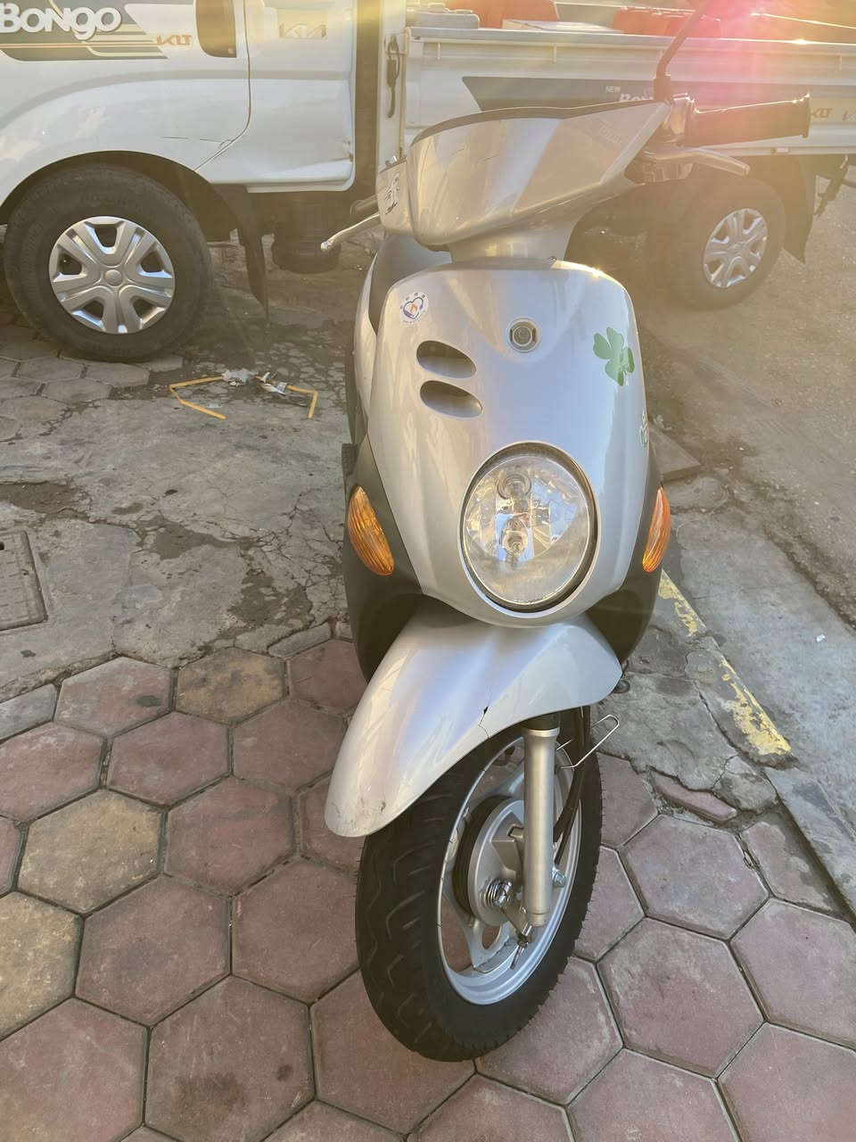 سلام عليكم فله للبيع  مكينه ونوزل مكفولاات  ماكن الدراجه  الكوت الزهاراء *********** مناسبه 🤍👋
