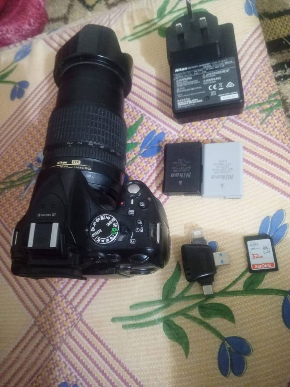 مكلف بالنشر كامره نيكون D5200  شاشه قلاب  المحتويات بطاريات عدد 2 شاحنه فلاش ناقل ورام 32 العنوان النجف الاشرف علمآ لايوجد توصيل السعر 350 الف  استفسار  واتساب ***********واتساب
*********** اتصال
