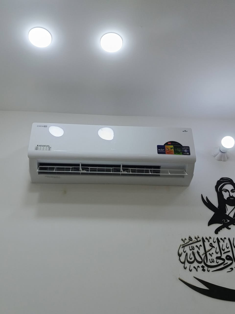 جانب من اعمالنا 

1- تنصيب سبلت جداري واحد طن غاز ٤١٠ نوع ميديا في مجمع حطين 

2- تنصيب سبلت جداري 2 طن غاز ٤١٠ نوع TCL انفيرتر برو في حي العطاء 

3- تنصيب سبلت جداري طن ونصف غاز ٤١٠ نوع جبسون انفيرتر نضام بوكس دفن في الحصوه 

4-تنصيب سبلت كنتوري ٣ طن غاز ٤١٠ نوع جبسون في الحصوه

5- تنصيب سبلت جداري ٢ طن غاز ٢٢ نوع المتين مستخدم في مجمع حطين 

6- تنصيب سبلت جداري 2 طن غاز ٢٢ نوع هايسنس في شارع ياحسين مستخدم 

7- تنصيب سبلت كنتوري ٣ طن دبل فان غاز ٤١٠ نوع كري في الحصوه 

ورشه سيف حكيم لصيانه وتنصيب وأدامة كافه اجهزة التبريد 
***********
***********
