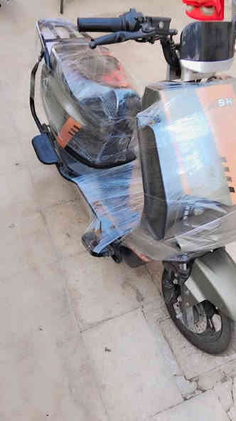 السلام عليكم اخوان عندي هاي دراجة شحن سكنس  أخو الجديد نضيفه.       برغي ما مفتوح بطاريات  ليثيوم بطاريات كبيرة كهربائيات كلها شغال أربع سرع.             موديل 2025.      السعر 950 وبيه مجال                              للاتصال على الرقم أو عل واتس اب الهاتف: ***********
