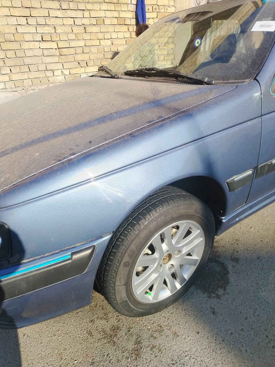 السلام عليكم مبارص موديل 25 السياره مقفوله من الرصعه والشخط رقم دولي سياره حره المكان بغداد السعر على الخاص رقم الهاتف***********
