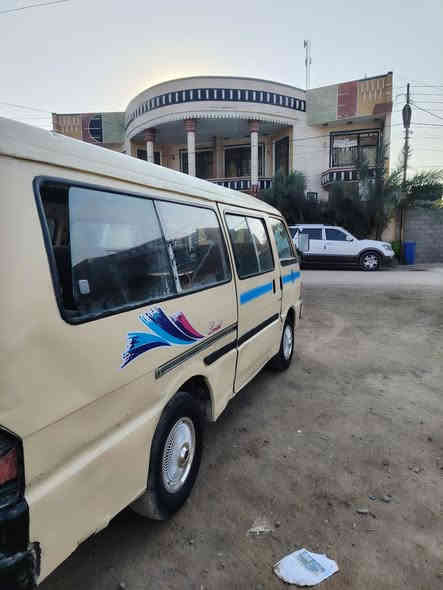 السلام عليكم من رخصه الادمن المحترم مازدا للبيع ماندل راعيها ابيع هل موجود مكينه وكير ونجي سته رقم الماني ديالى سياره حلوه وجاهزه مكينه حلوه داخل خارج نظيف عنواني ديالى السعر 19 وبيه مجال شراي يتصل ***********
