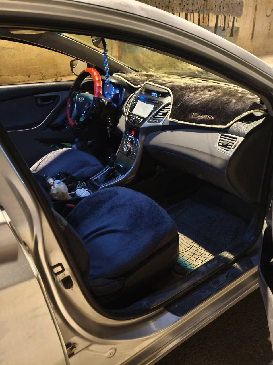 سلام عليكم النترا موديل 15 وراد امريكي حادثة جاملغ وبنيد بيه 3 قطع صبغ مابيه قطع بدله دواخل مابيه رقم كربلاء بسمي سنويه لل27 سياره نضيفه/ ***********
