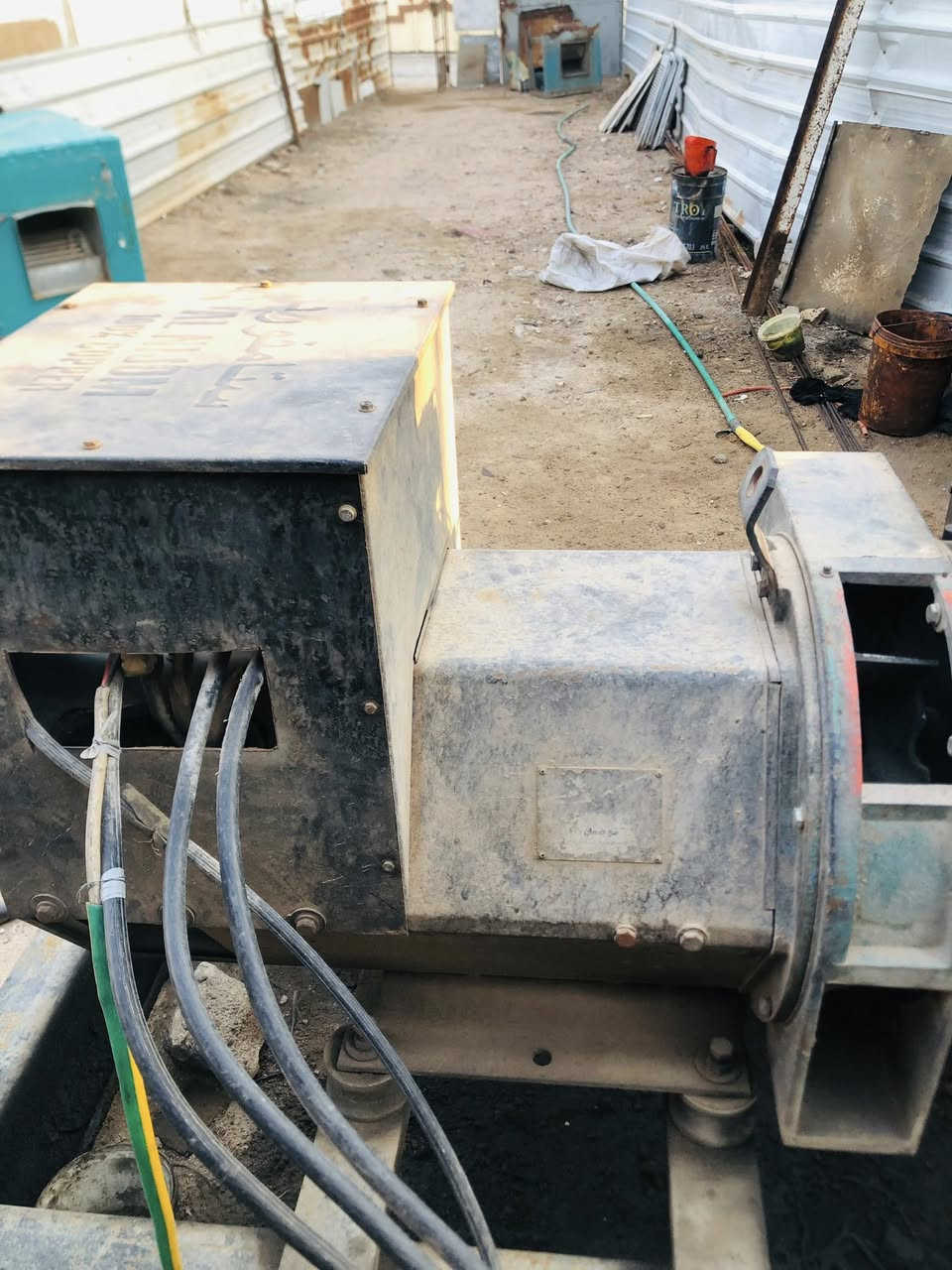 سلام عليكم اسكانيا بوما ١٢٤  ٢٥٠ كيفي للبيع شرط التشغيل بلموقع علحمل السعر ٦٥ ورقه المكان نجف مكتب الرشيد رقم تلفون للاستفسار ***********
