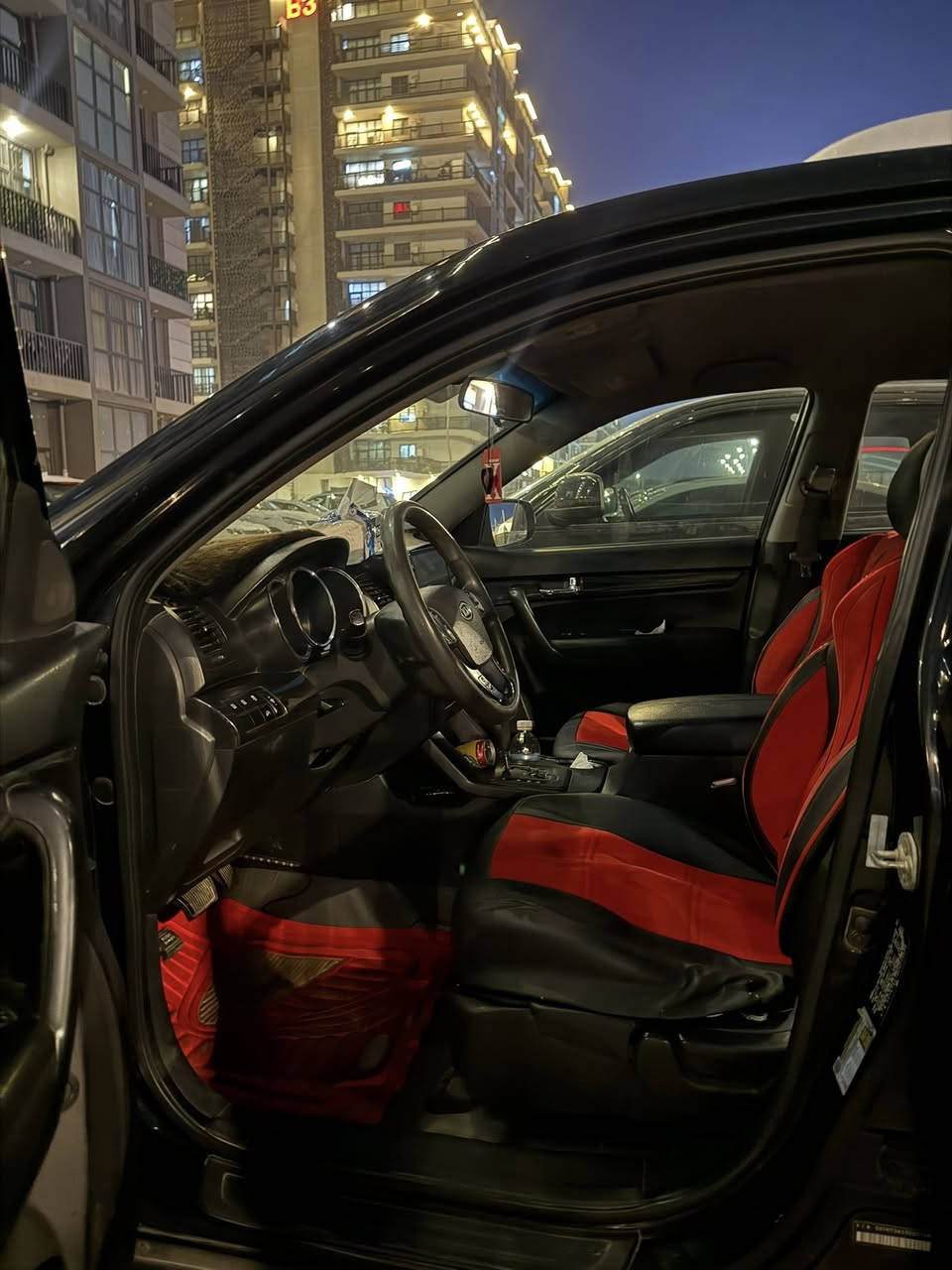 بيع مستعجل سورنتو ٢٠١٢ امريكي
رقم جديد انكليزي 
تحويل بنفس اليوم السنوية بإسمي 
***********
