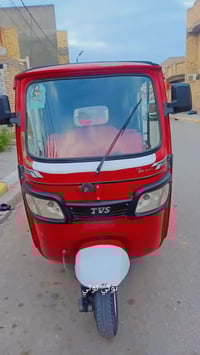 ٢٢ • لوحات انكليزي • واسط الحي