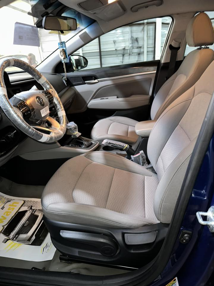 للبيع النترة تكسي مديل 2020
صور الحادث بالمنشور بدون ايرباك بدون تبديل
سيارة قطرة معجون مابيها غير مكان الحادث بقبق الجنطة سيارة اي قطعة مامفتوح بيها 

كير محور اي تي مكينة مامفتوحة 
 كير ومحرك مكفول ماشية 71 الف 
ابيع ع سونار وين مايعجبك تفحص افحص سيارة نص مواصفات سيارة جديدة ونضيفة كلش ماتعبانة  
مكان السيارة بغداد
 للاتصال ***********
السعر 142 وبيها مجال
